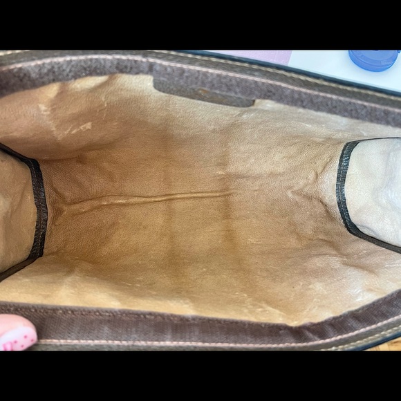 Authentic Gucci Vintage Clutch - Picture 10 of 14